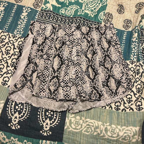 Breeze short - python - Picture 2 of 3